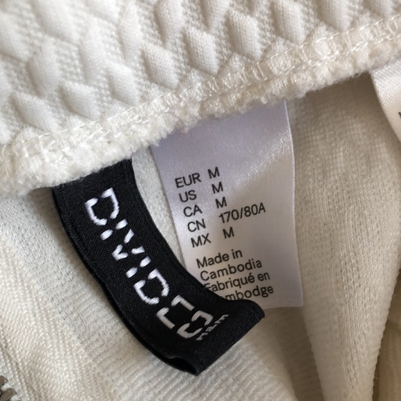 White Skater Skirt - Picture 8 of 9